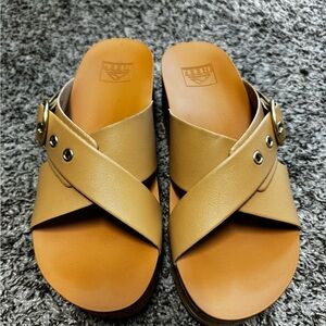 Reef Women's Tan Platform Slide Sandals